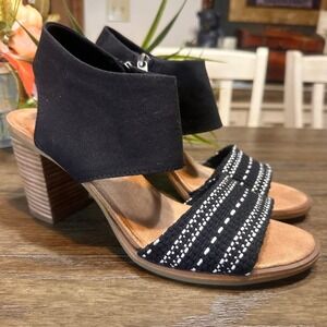 TOMS Majorca Black Wedge Sandals Size 11 Zipper Ankle Strap Espadrille Style